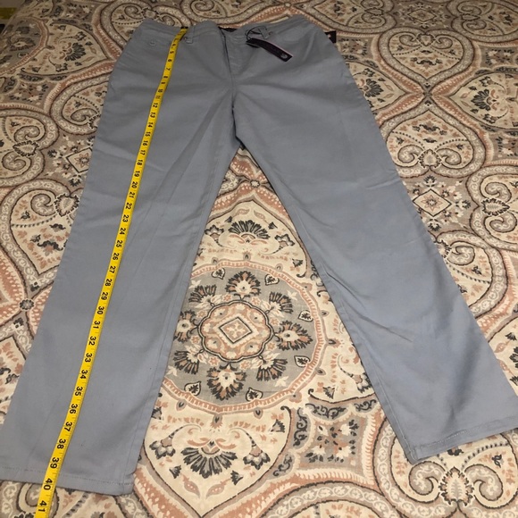 NWT Gloria Vanderbilt slimming jean classic rise - Picture 3 of 6